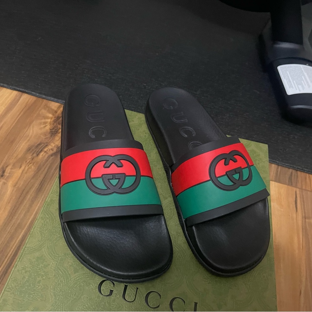 Mens Gucci Slides